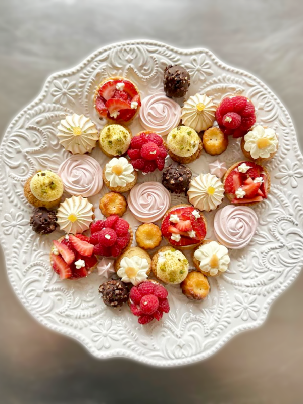 Mother's Day Petits Fours Box - Limited Edition